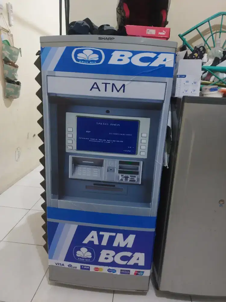 Dijual Cepat Kulkas Freezer Sharp 7 Rak untuk Es Batu