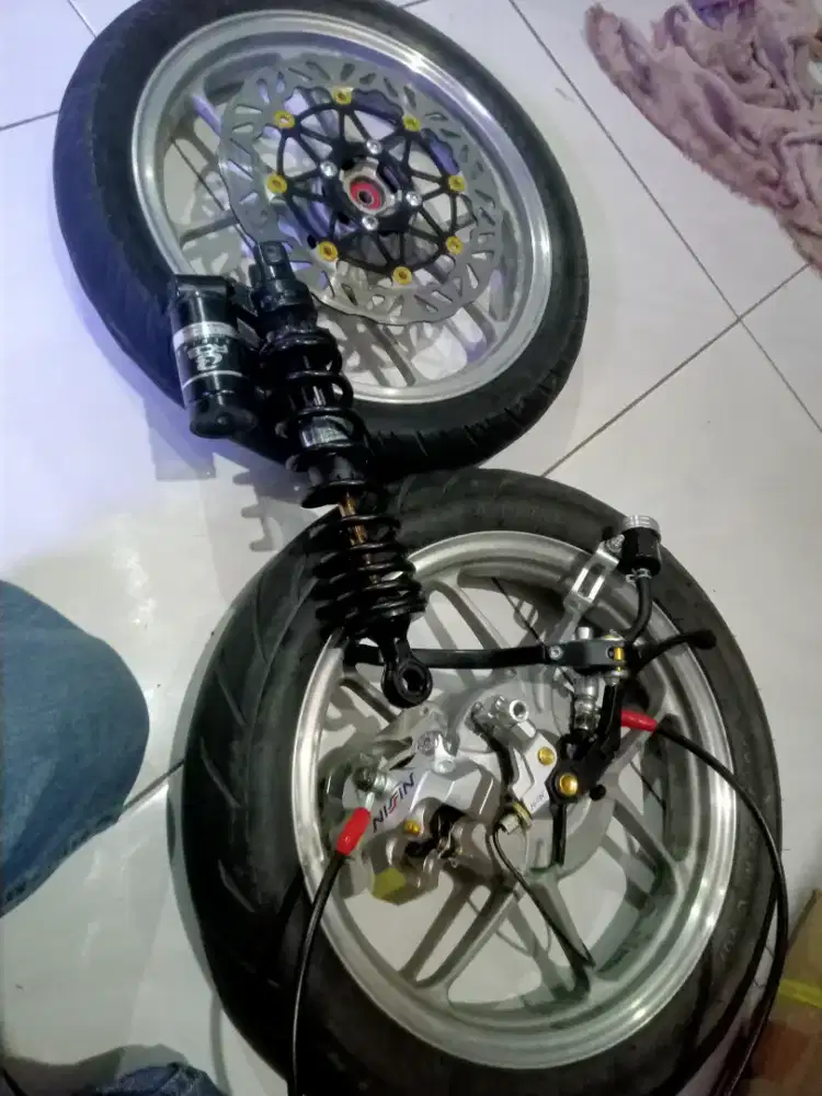 Pelk SASET plus ban plus piringan cakram plus pengereman  di ical sdyn