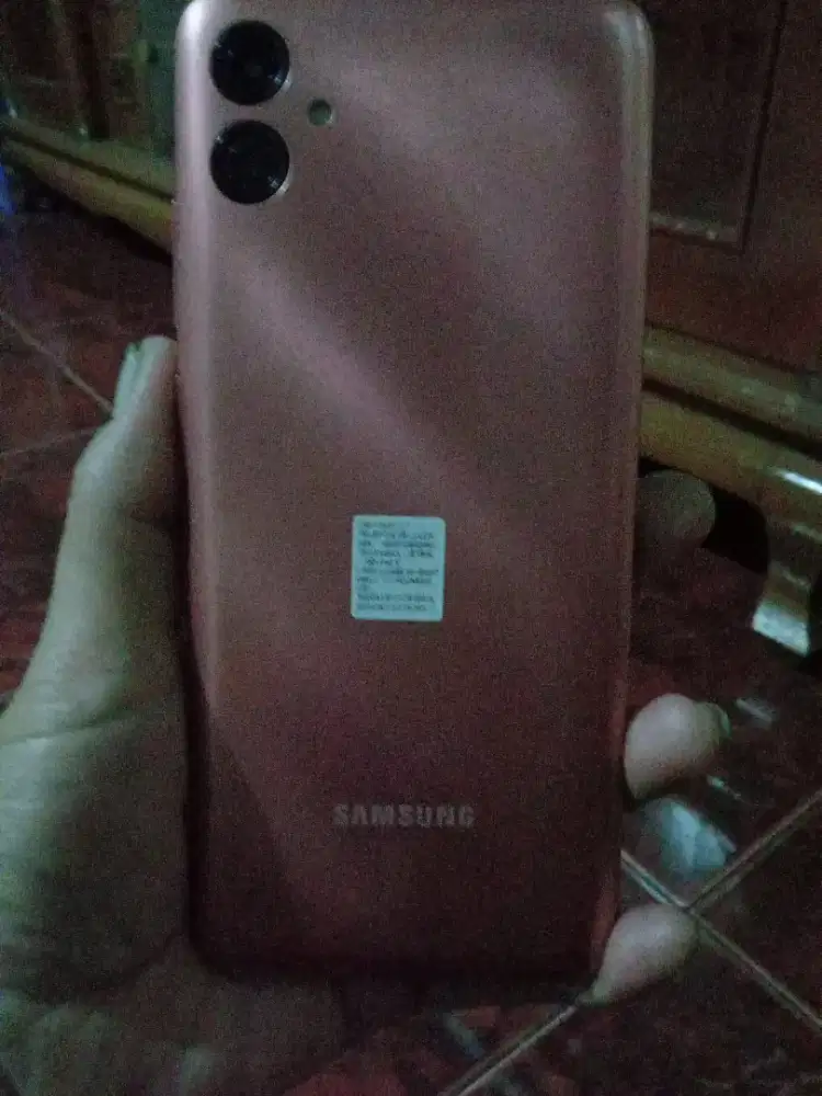 Jual HP samsung Galaxy A04s  ram 3 thn 2023 mulus