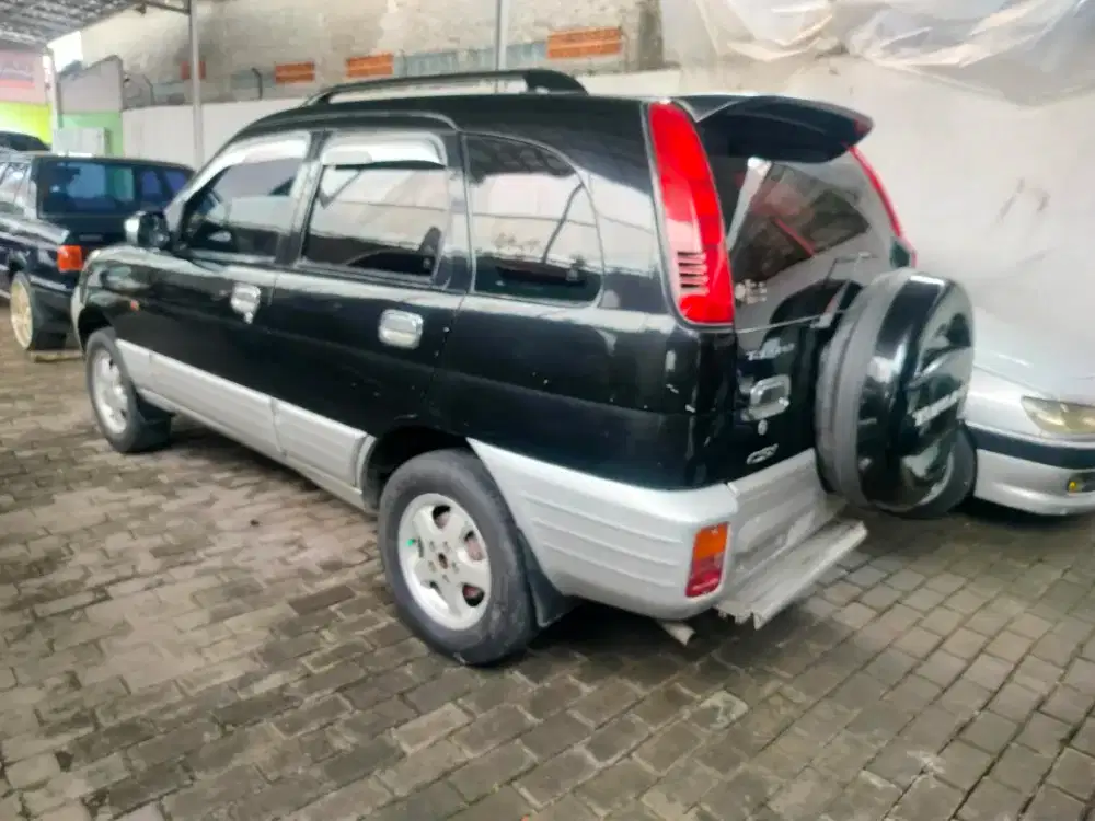 Daihatsu taruna csx th2000