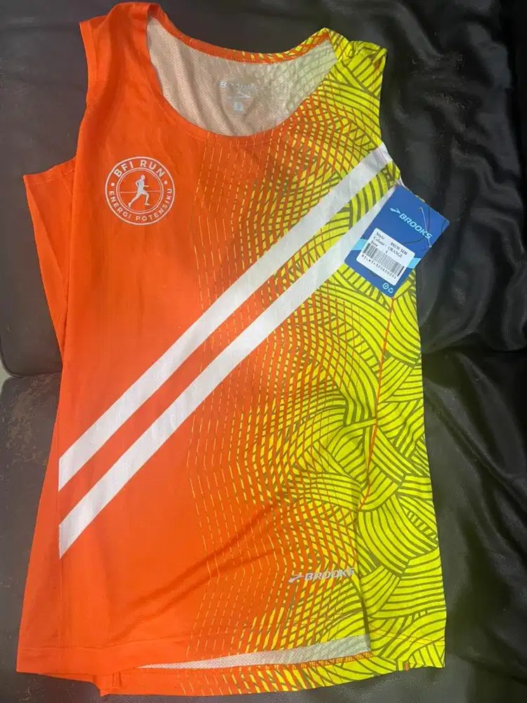 Singlet BFI Run size S brand new