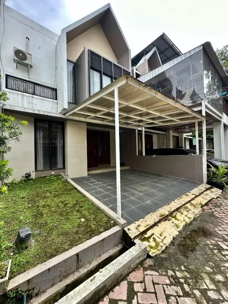 SIAP HUNI DALAM KOMPLEK NGUMBAN SURBAKTI