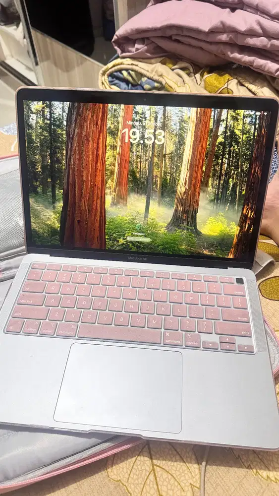 Macbook M1 grey 8gb 256g