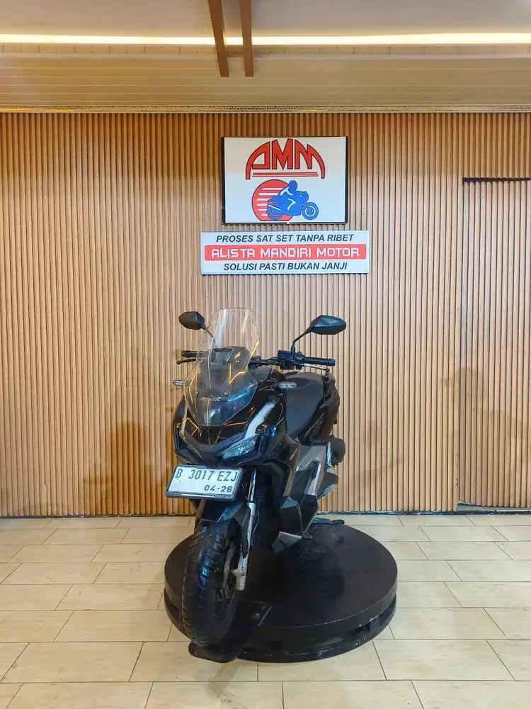 Honda Adv 160 CBS TH 2023 pajak on bisa cash / kredit / tukar tambah