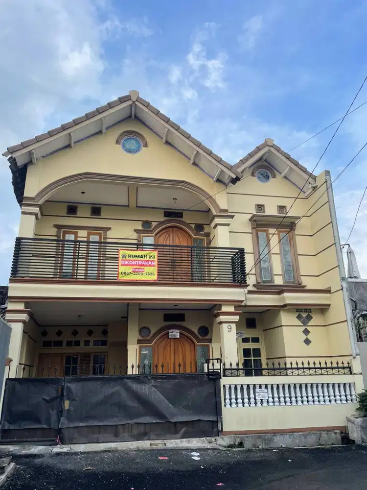 *RUMAH DIKONTRAKAN*
