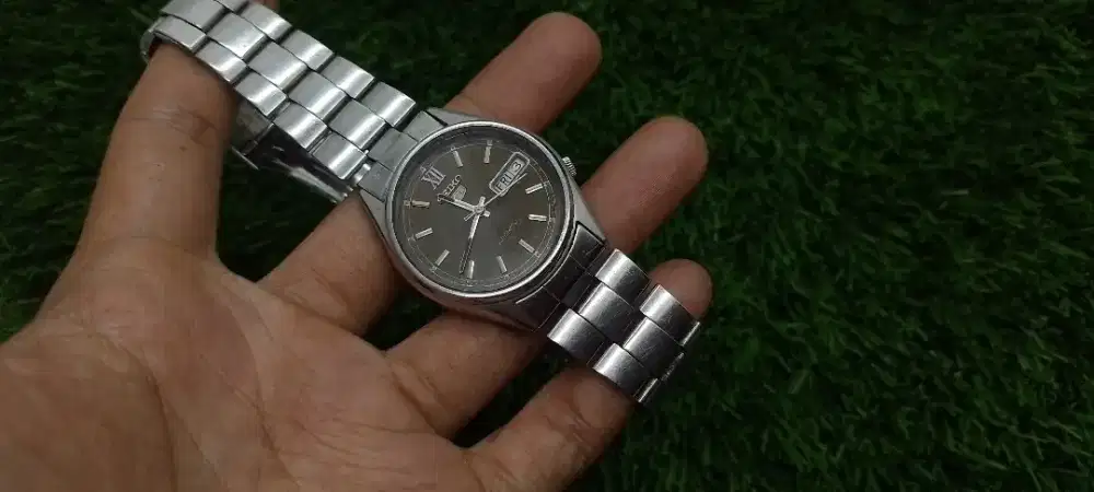 Jam tangan pria seiko 7009 vintage