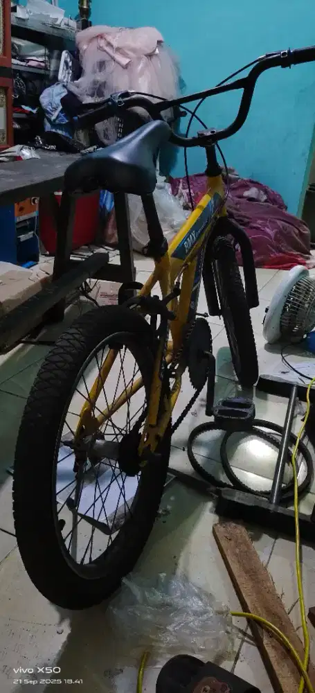 Sepeda anak ukuran 12/14