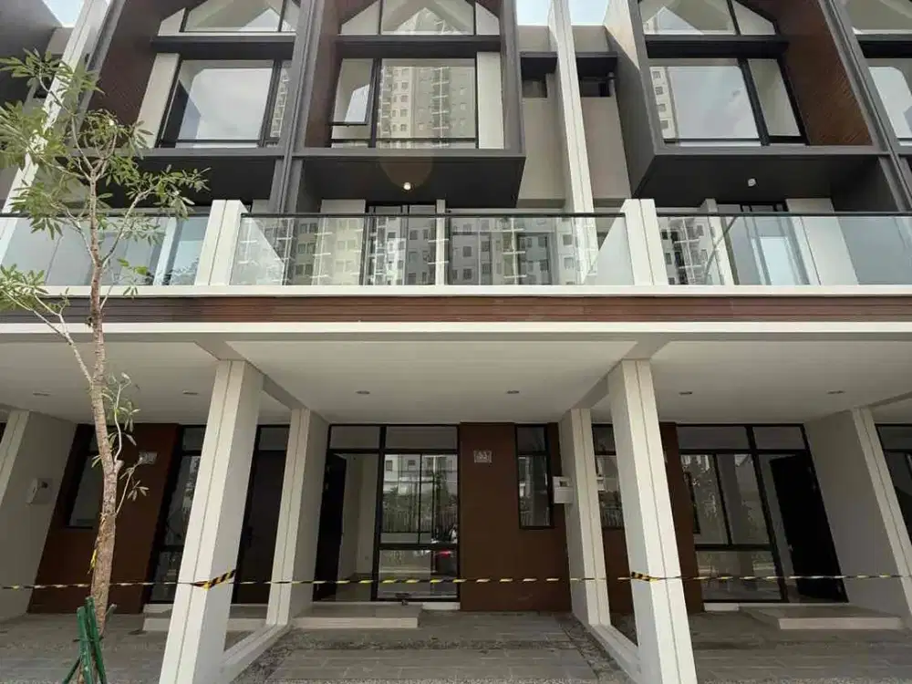 FREE PPN & BSA KPR Rumah PIK 2 Osaka 4.5x10 (3 Lantai)