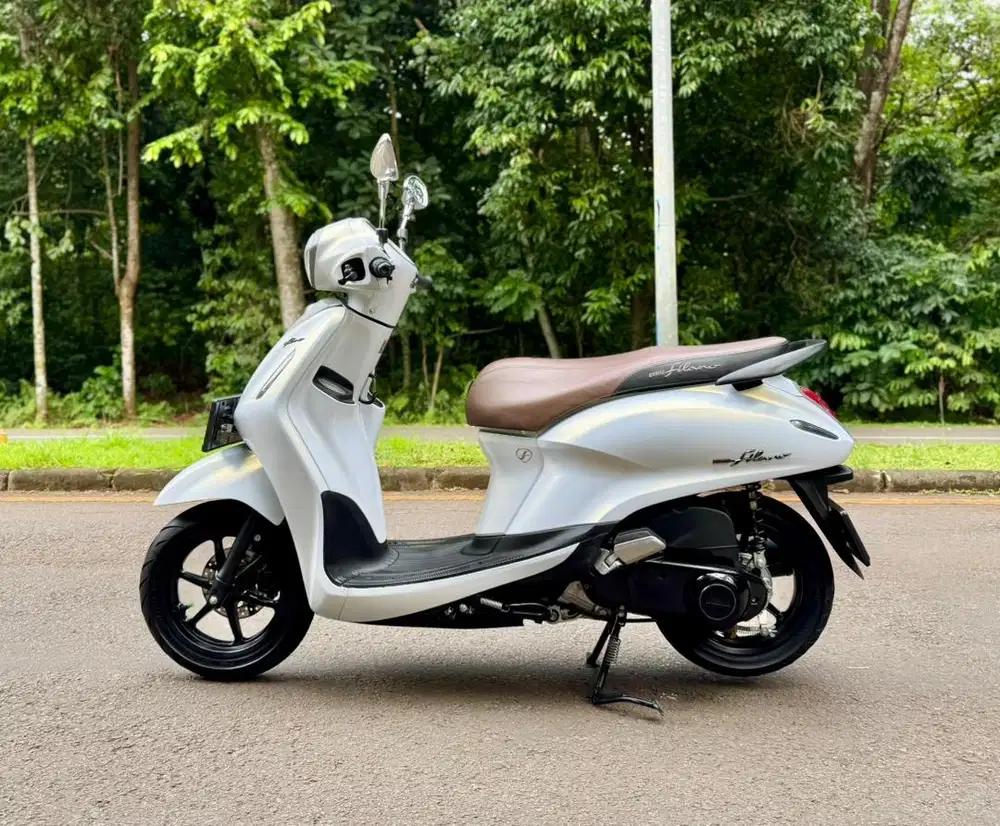 Yamaha Grand Filano 125 Lux Keyless MULUSSS Pajak Hidup Panjang