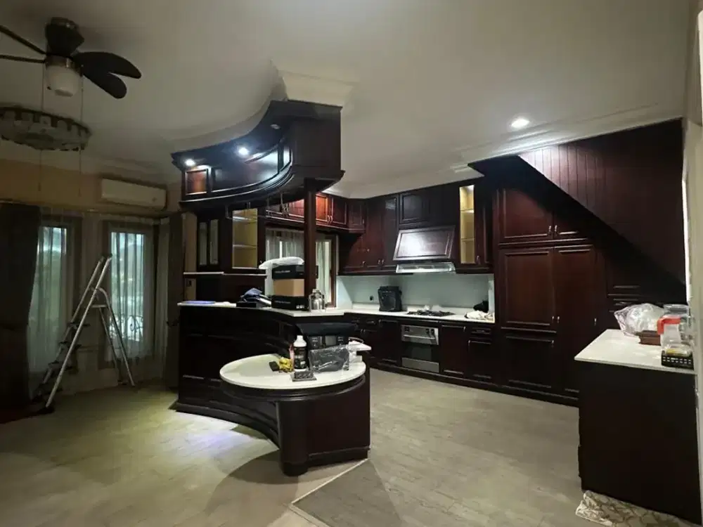 DIJUAL RUMAH DI PURI INDAH JAKARTA BARAT!