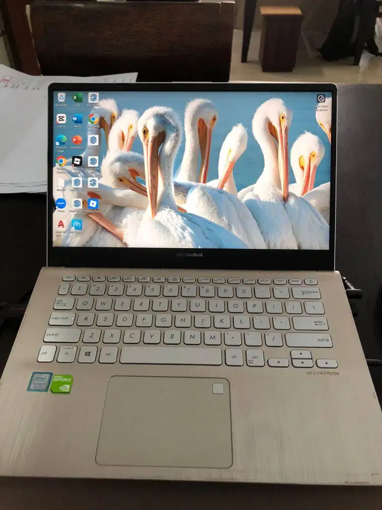 ASUS VIVOBOOK S14