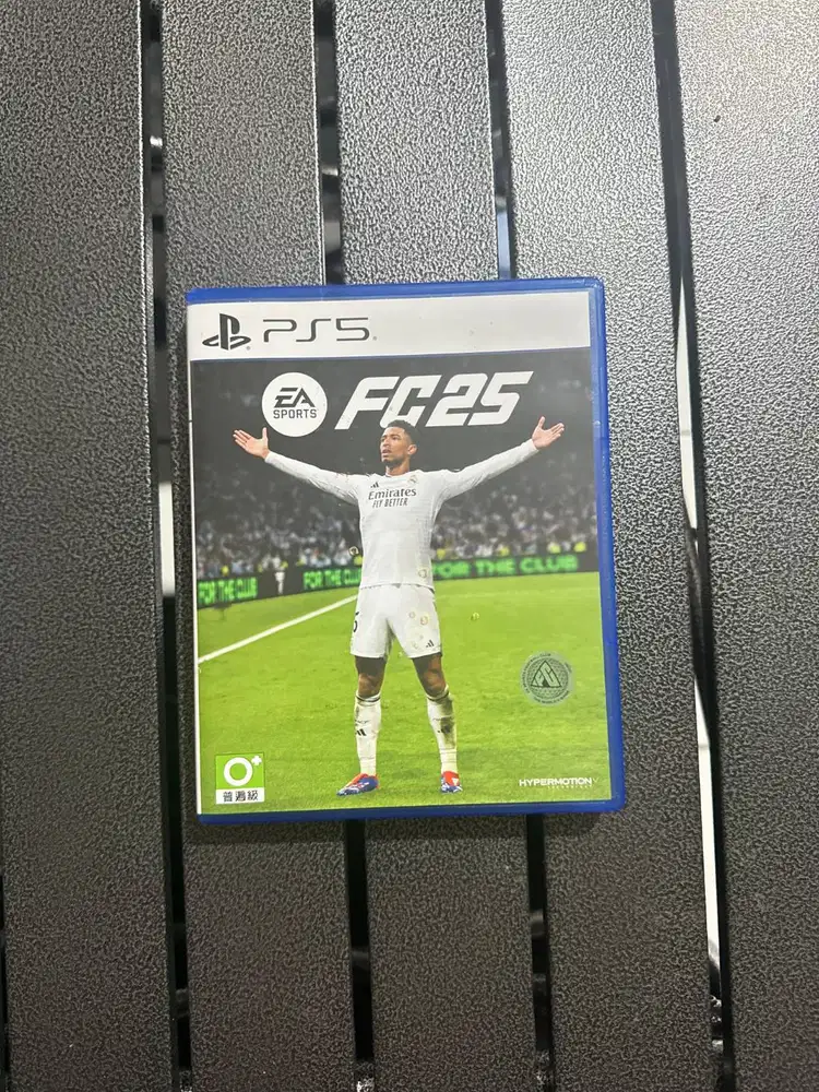 Jual cepat kaset FC25/ FIFA 25 ORIGINAL 400rb