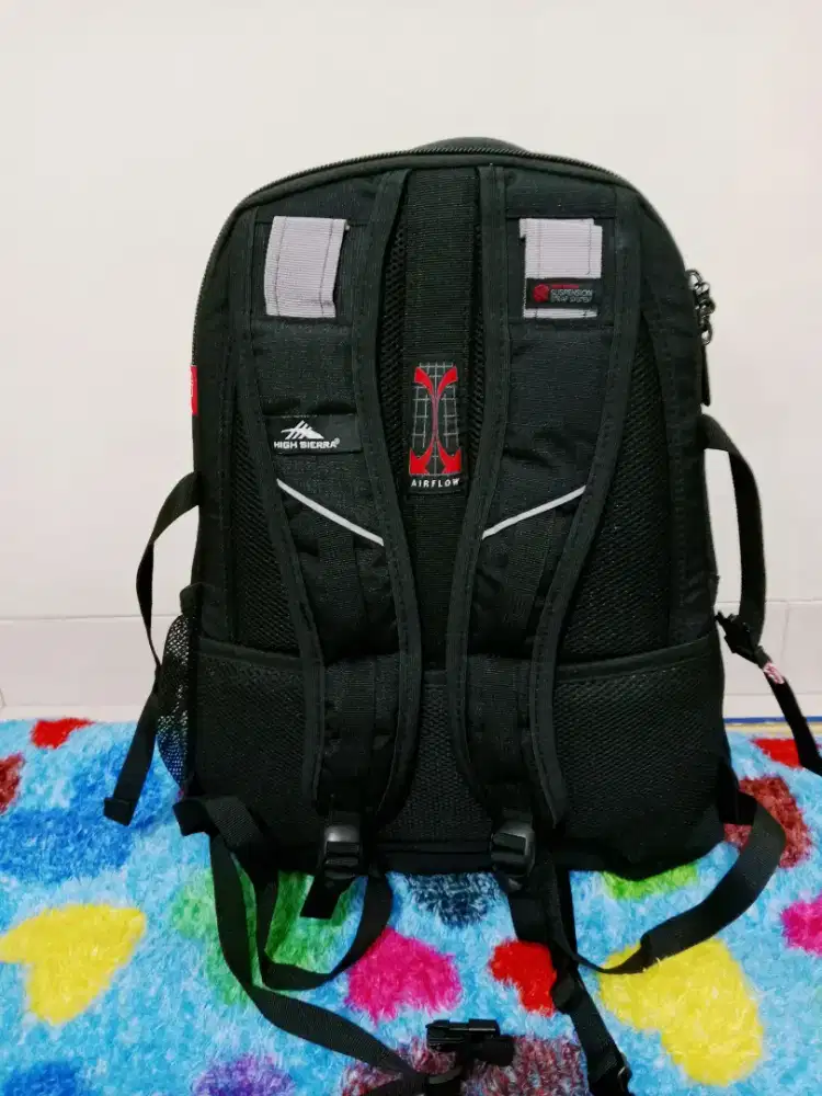 Tas ransel high sierra ori XL beli dari aus, harga 320 pas ( cilebut)