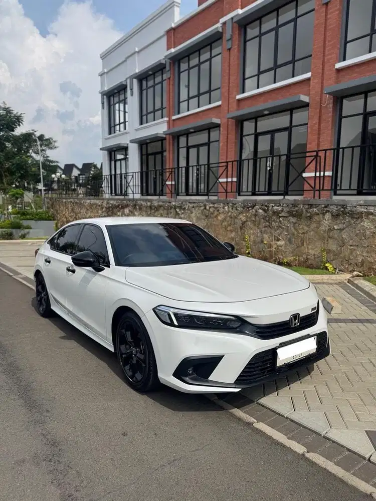 Honda Civic RS Turbo 2023 Putih Km Low Istimewa