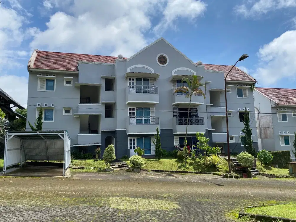 Apartment  Villa  cipanas baru-Pacet  view pegunungan