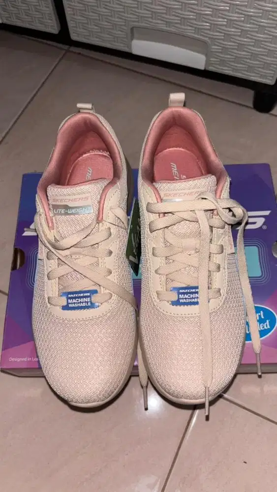 Sepatu skechers original