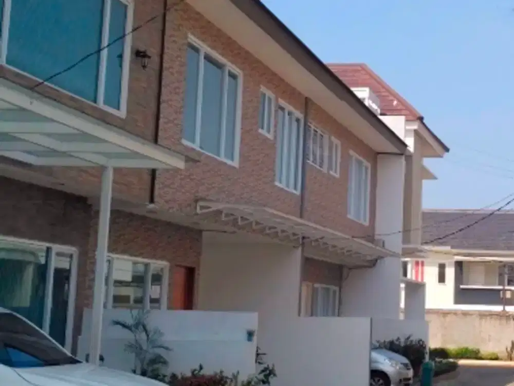 Dijual Rumah nyaman dalam Cluster Poltangan Jakarta Selatan