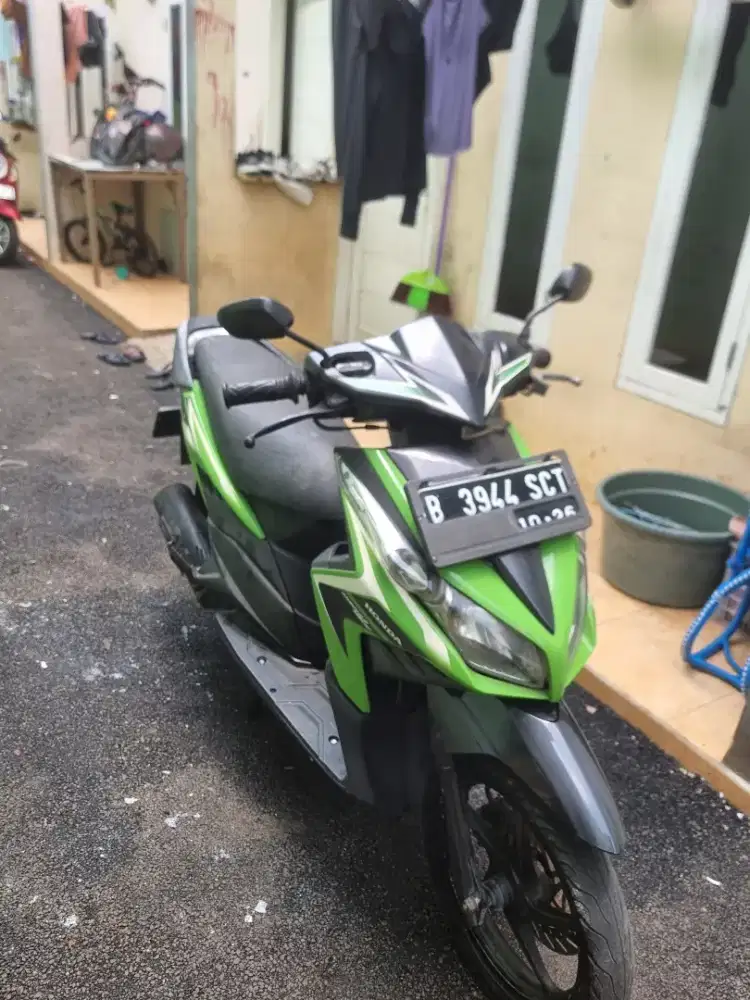 Vario tecno Hijau 2011