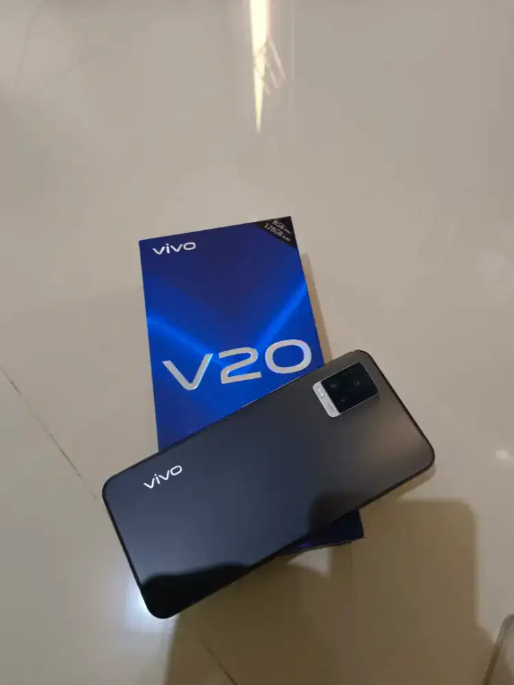 VIVO V20 8/128 (2020)