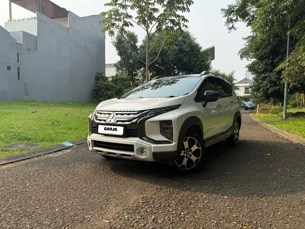 TERMURAH! Low km. Xpander Cross PP AT MATIC 2019 ISTIMEWA