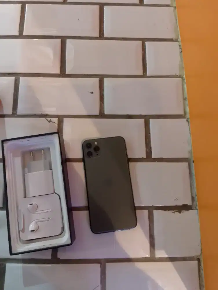Iphone 11 pro max 256gb jaya selalu