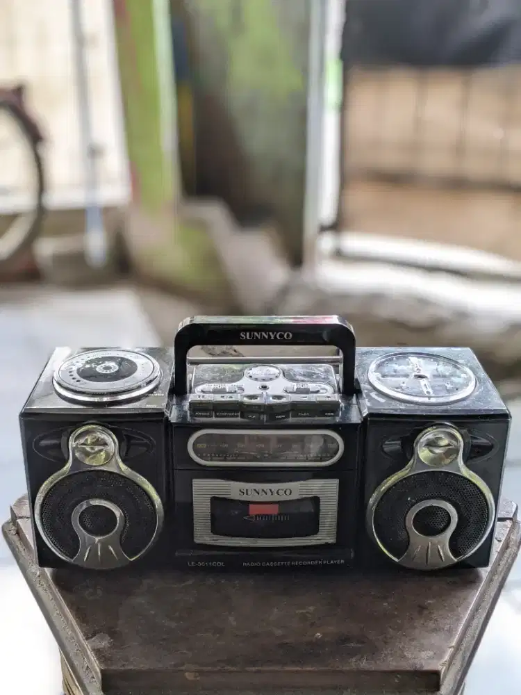Radio merek SUNNYCO
