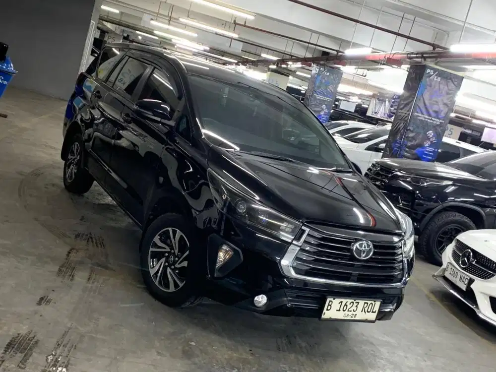 LOW KM!!Toyota Innova G Diesel AT 2023 Upgrade V