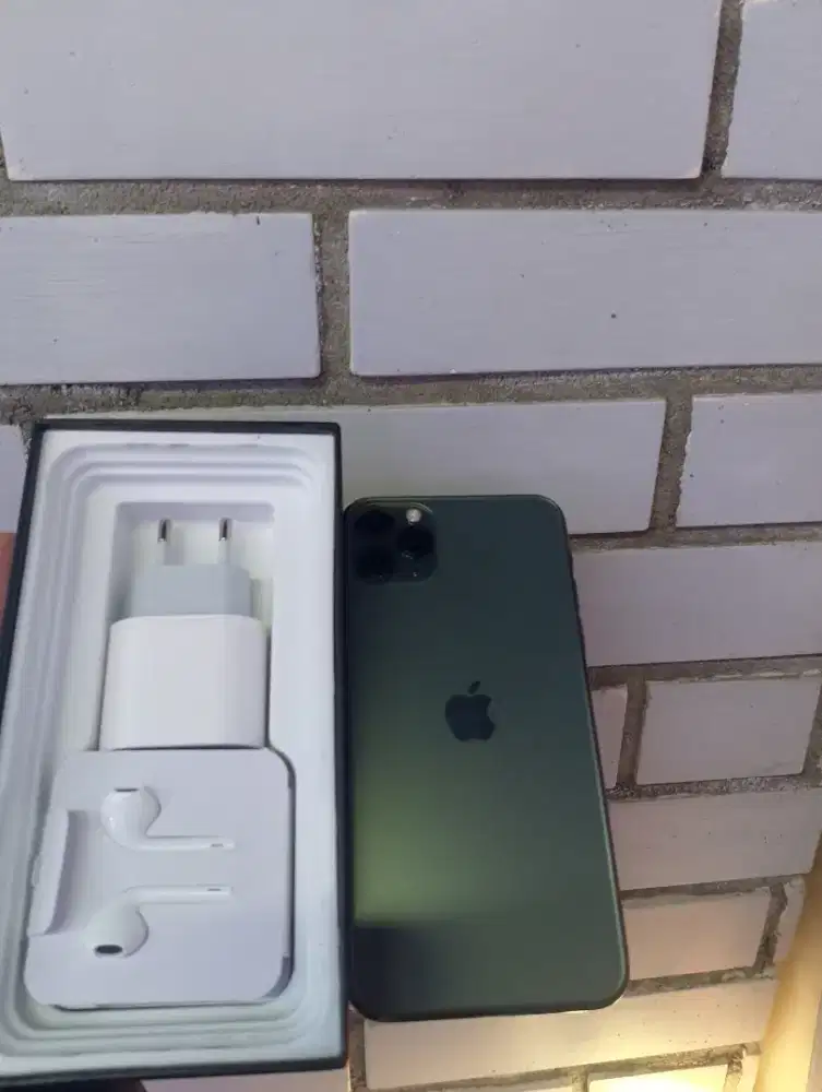 Iphone 11 pro max 256gb baru ideal