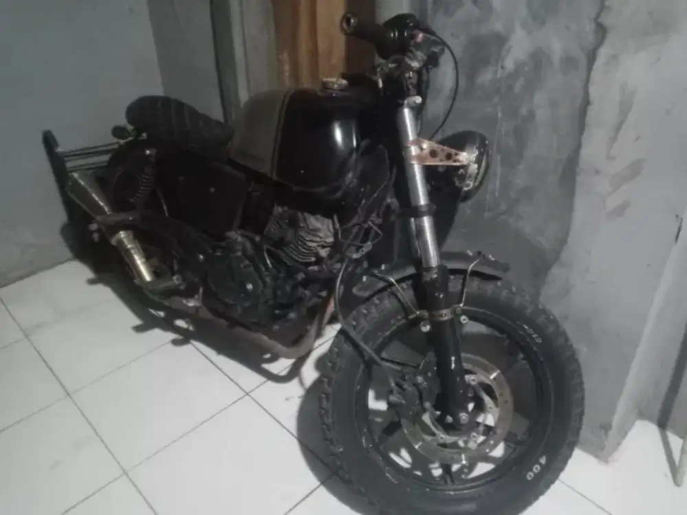 BAJAJ PULSAR 180 Thn 2011