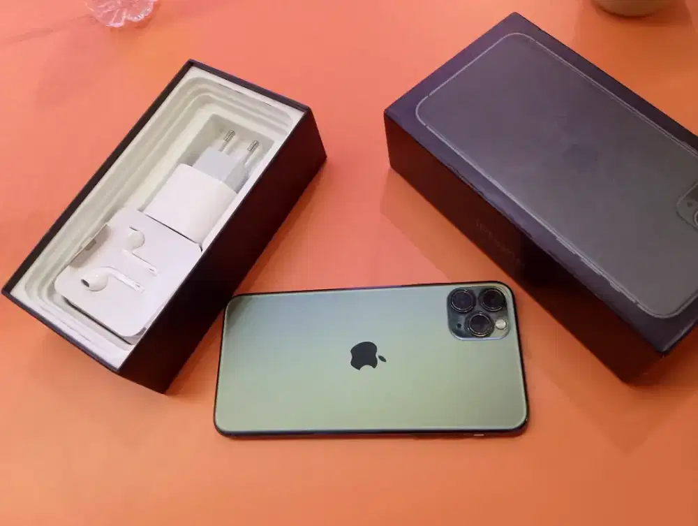 Iphone 11 pro max 256gb baru alami