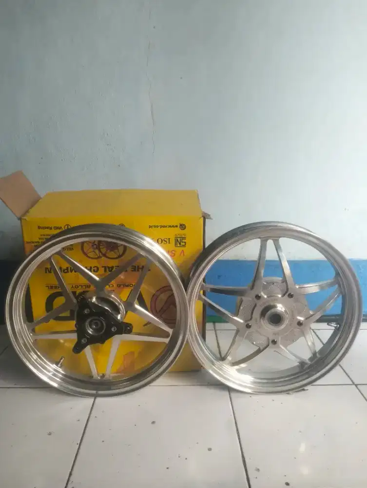 Velk VND Yamaha Aerox 155