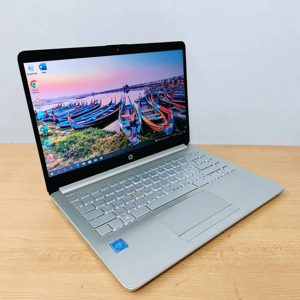 BU Laptop HP 14s Intel celeron n4020 4GB/512Gb SSD backlite Mulus Mura