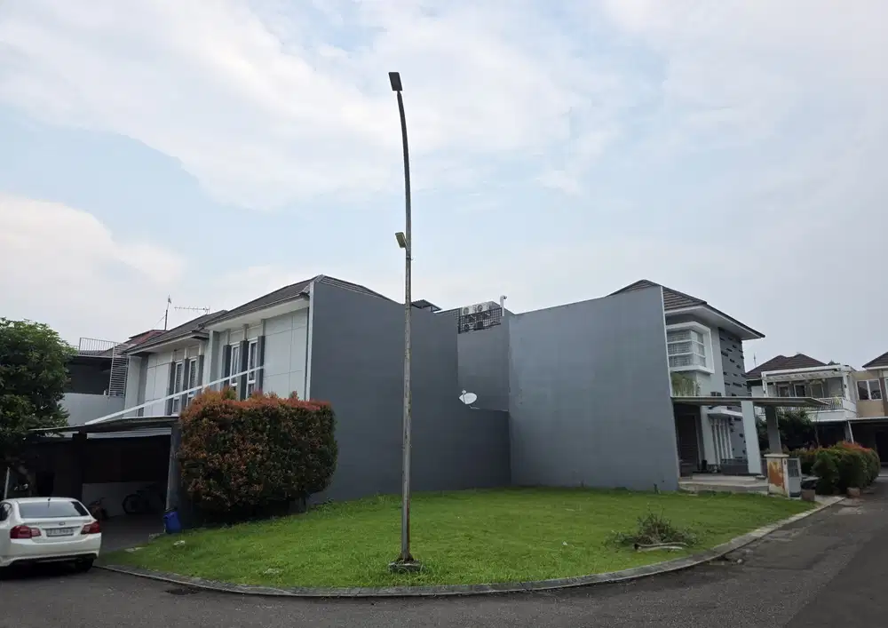 Dijual Cepat Tanah/Kavling Hoek Kota Wisata Cibubur