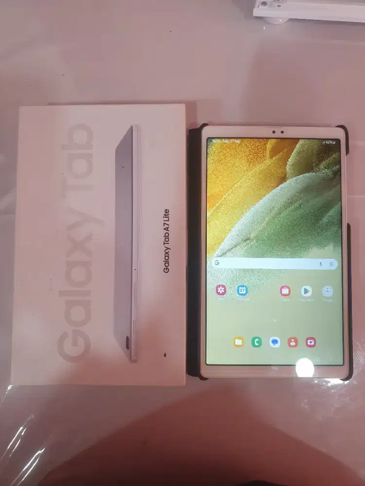 Tablet 8 Inchi Samsung A7 Lite RAM 3 GB ROM 32 GB