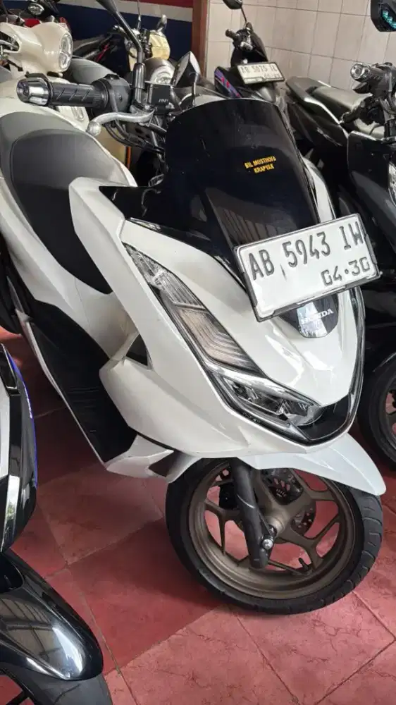 Pcx 160cc abs 2024 putih Gbm