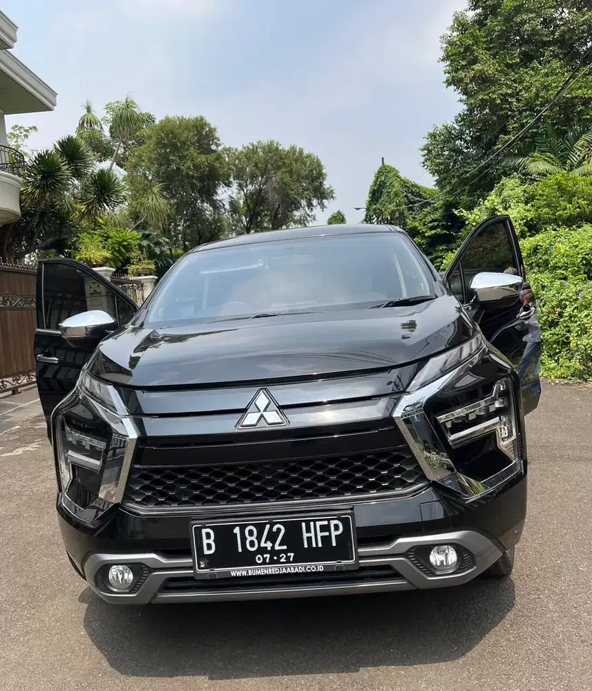 Mitsubishi Xpander Ultimate 2022 A/T Hitam Pajak Panjang Low KM 24rb
