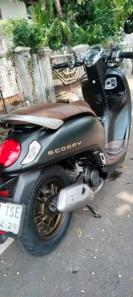 Dijual honda new scoopy 2024 hitam doff