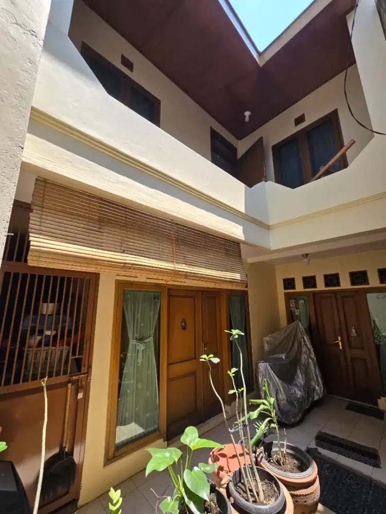 Rumah hunian ideal, nyaman dan aman, serta di lokasi strategis.
