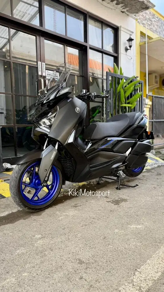 Xmax Conected 2024 like new
