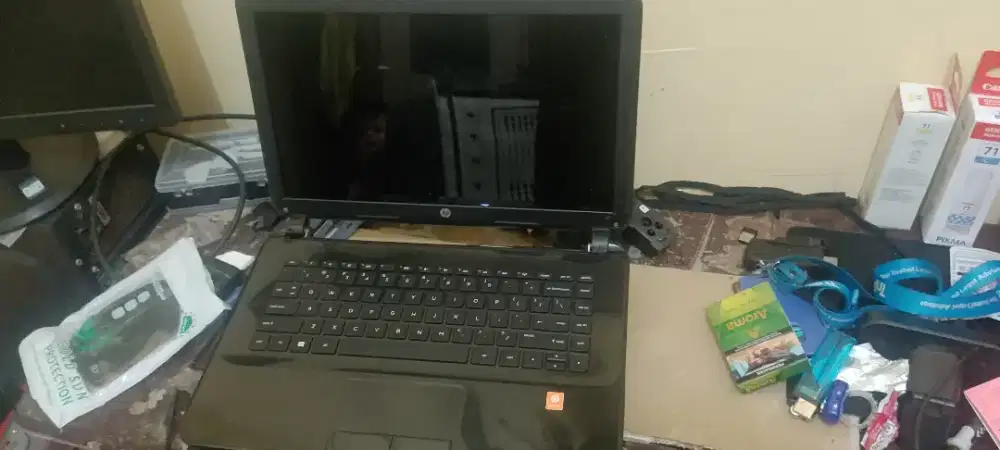 Baca Deskripsi laptop HP pavilion seadanya