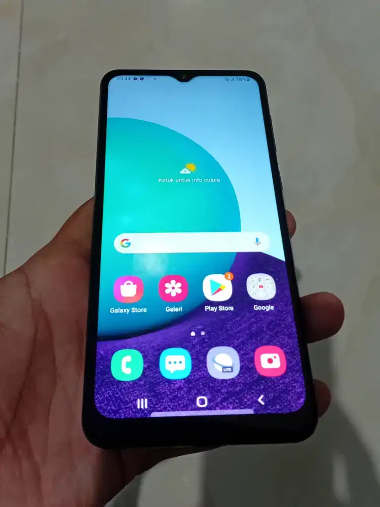 Samsung A02 3/32 terawat seperti baru