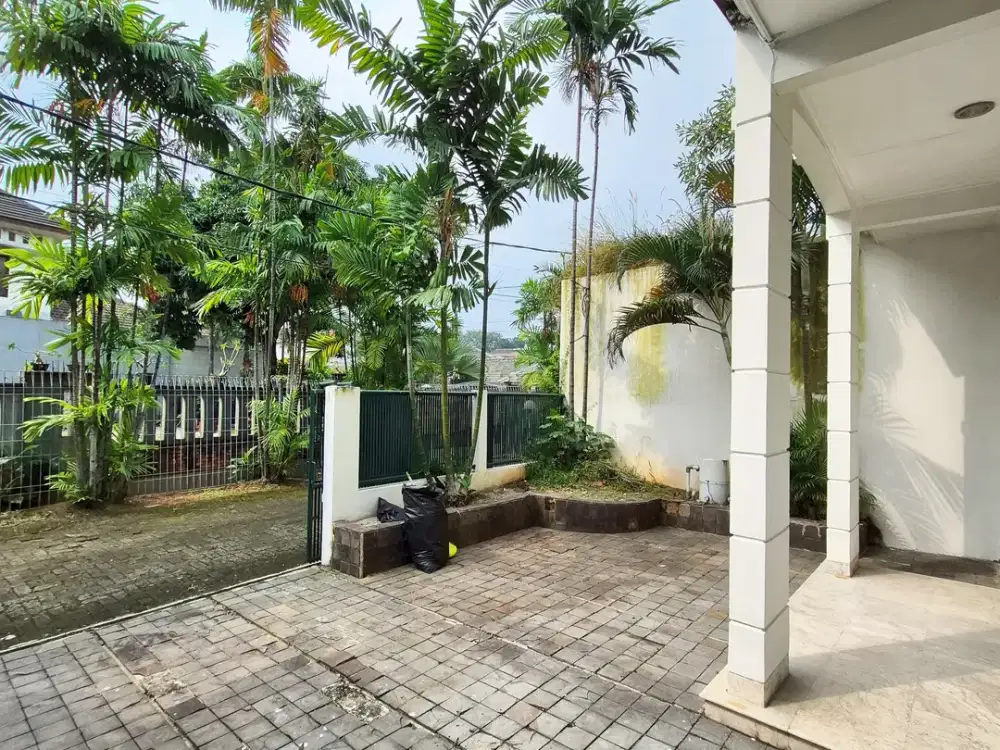 GANDARIA PONDOK INDAH RUMAH CANTIK CLUSTER ELITE RADIO DALAM KEBAYORAN