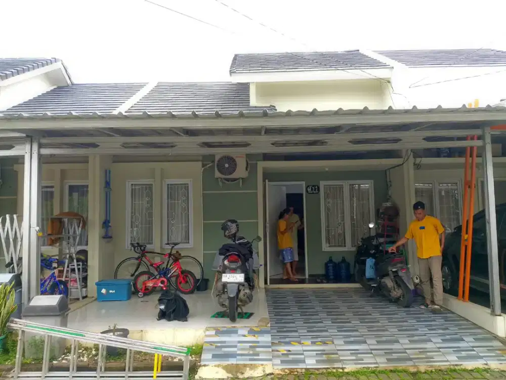 Kanopi baja ringan