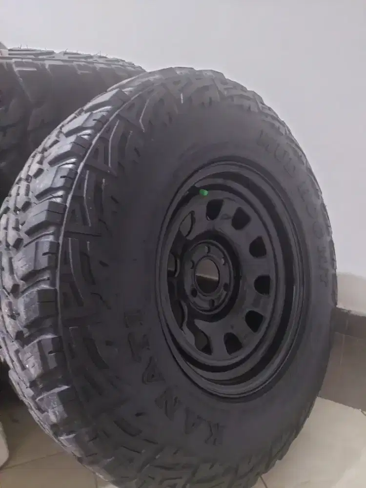 Velg Besi Nissan Navara + Ban Kanati