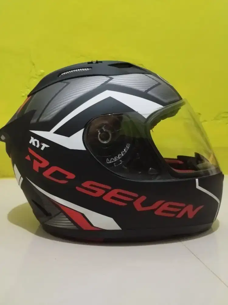 Helm KYT RC 7 Like New
