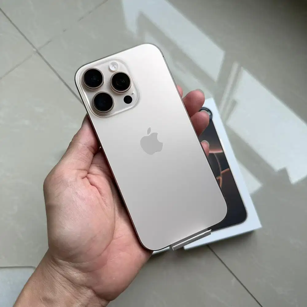 iPhone 16 Pro 128GB Desert Titanium Resmi GDN/Blibli Asuransi 2 Tahun