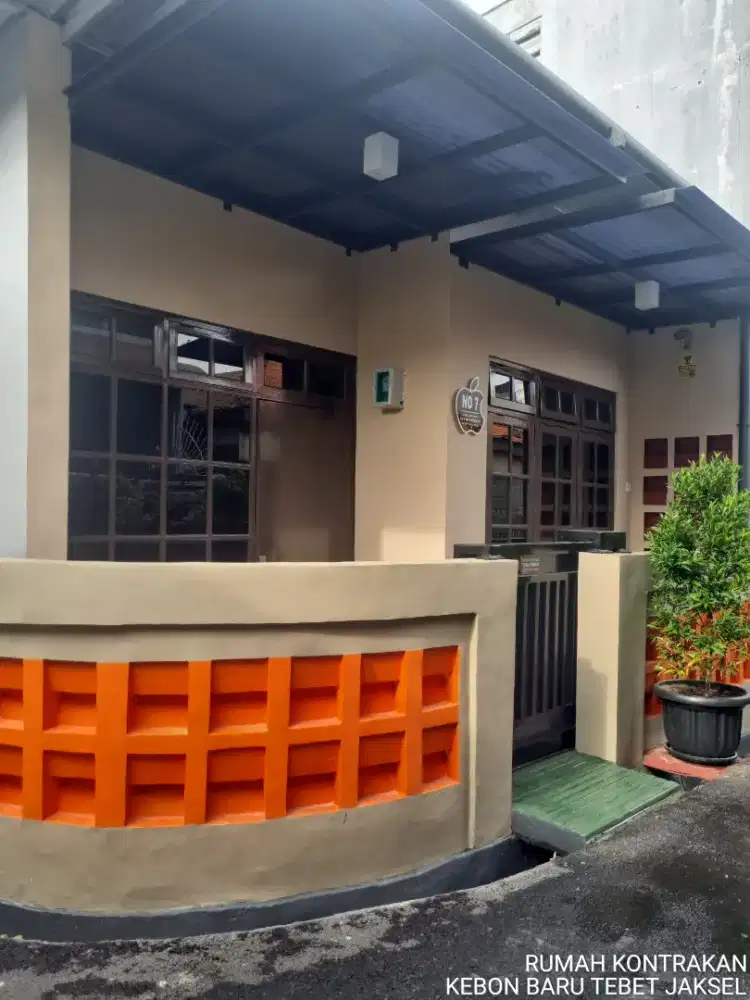 RUMAH DISEWAKAN KEBON BARU TEBET JAKSEL