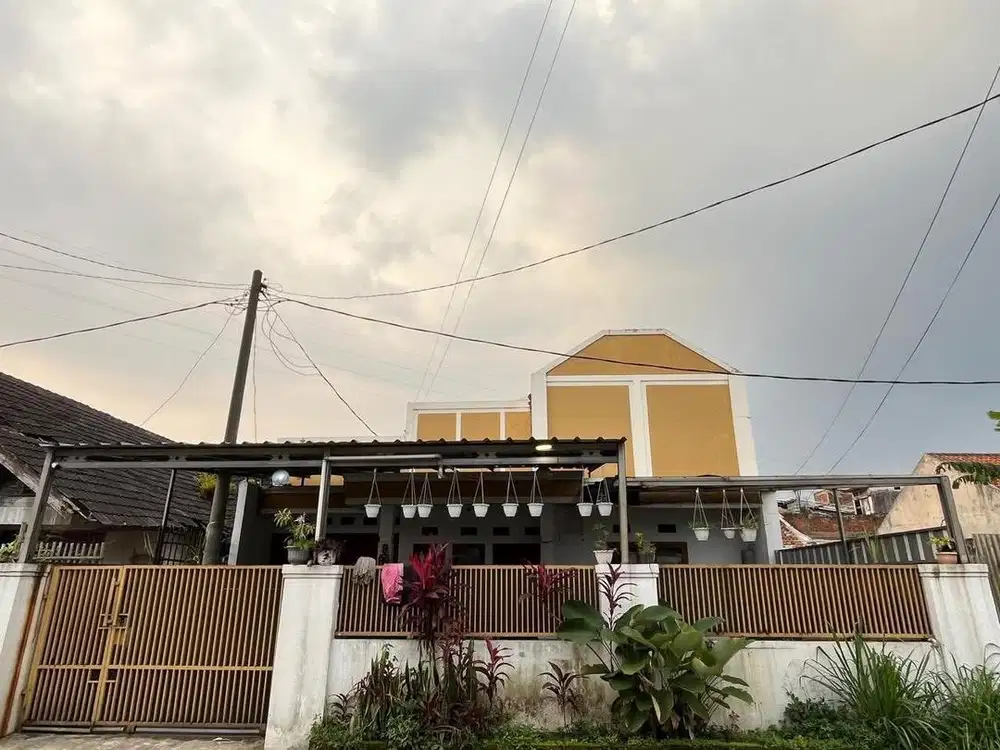 Jual Rumah Komplek Angkasa Mekar dekat ke pusat Kota Bandung
