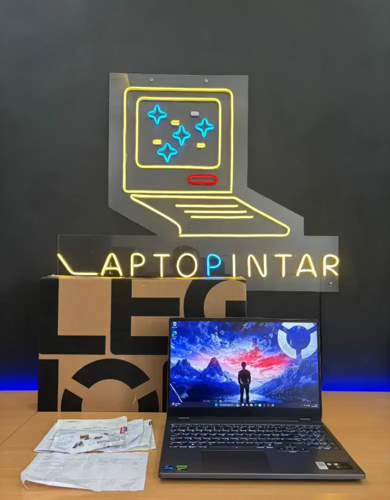 Lenovo Legion 5 15IRX9 i7 13650HX RTX 4060 24/512 x rog helios omen