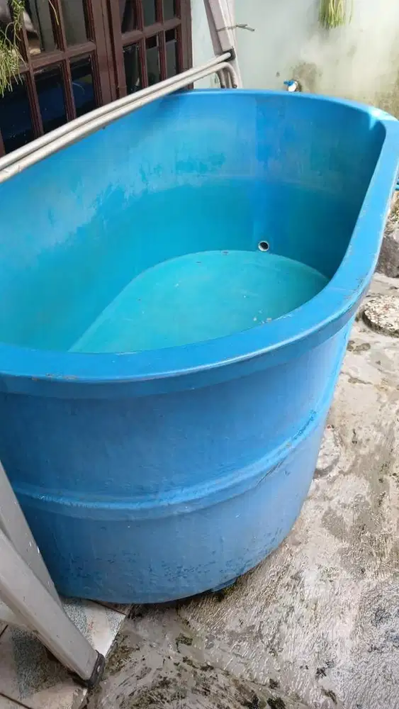 kolam ikan besar dan oksigen